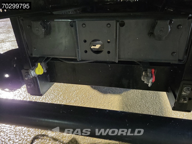 Camion fourgon Mercedes-Benz Atego 818 4X2 8 tonner Automatic 1000kg Ladebordwand Euro 6: photos 15 Camion fourgon Mercedes-Benz Atego 818 4X2 8 tonner Automatic 1000kg Ladebordwand Euro 6: photos 15