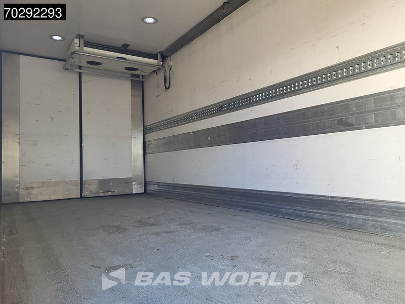 Scania R410 6X2 Lamberet Carrier Supra 1250 Mt Retarder Ladebordwand Euro 6 - Camion frigorifique: photos 3 Scania R410 6X2 Lamberet Carrier Supra 1250 Mt Retarder Ladebordwand Euro 6 - Camion frigorifique: photos 3