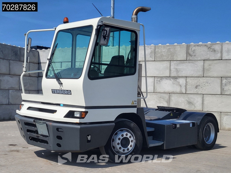 Terberg YT 182 4X2 NL-Truck Big-Axle Hebesattel Drumbrakes - Tracteur portuaire: photos 2 Terberg YT 182 4X2 NL-Truck Big-Axle Hebesattel Drumbrakes - Tracteur portuaire: photos 2