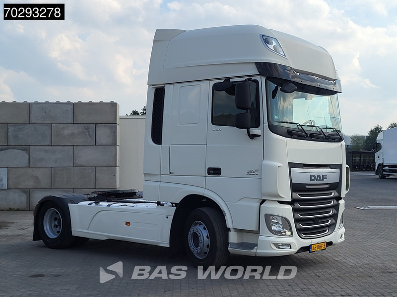 DAF XF 460 XF 4X2 NL-Truck APK 02-2026 SSC 2x Tanks Retarder ACC Euro 6 - Tracteur routier: photos 3 DAF XF 460 XF 4X2 NL-Truck APK 02-2026 SSC 2x Tanks Retarder ACC Euro 6 - Tracteur routier: photos 3
