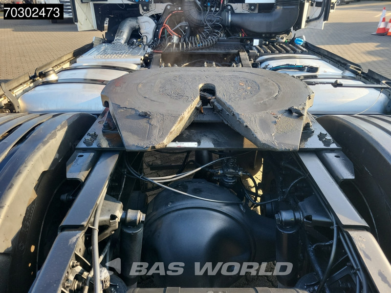 Ford F-Max 500 4X2 Retarder Standklima 2xTanks ACC LED Euro 6 - Tracteur routier: photos 5 Ford F-Max 500 4X2 Retarder Standklima 2xTanks ACC LED Euro 6 - Tracteur routier: photos 5