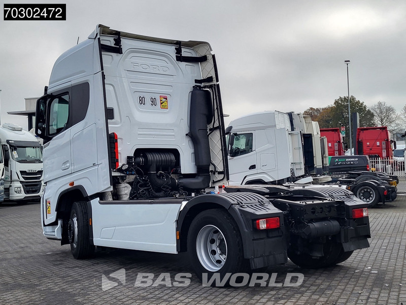 Ford F-Max 500 4X2 Retarder Standklima 2xTanks ACC LED Euro 6 - Tracteur routier: photos 2 Ford F-Max 500 4X2 Retarder Standklima 2xTanks ACC LED Euro 6 - Tracteur routier: photos 2