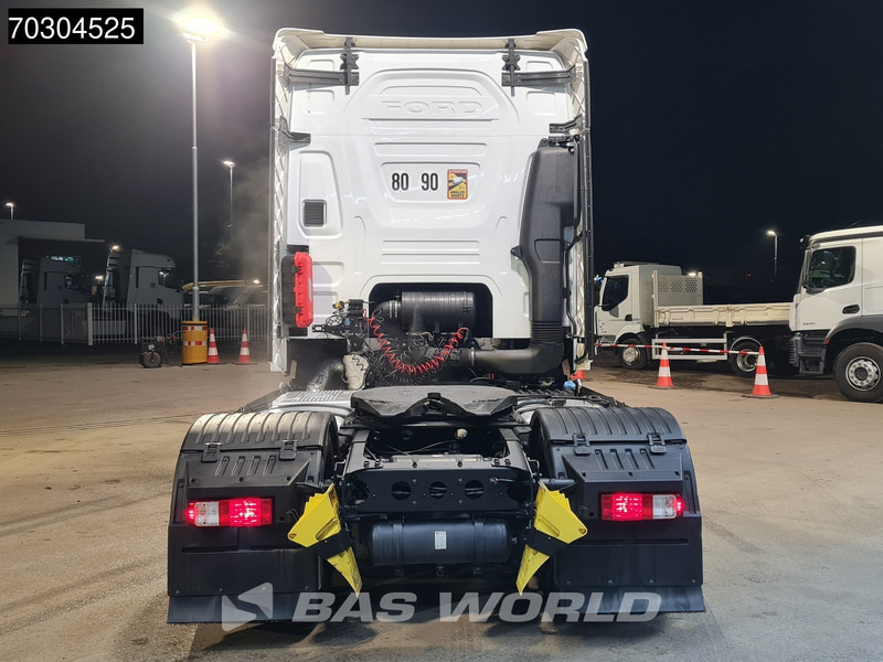 Ford F-Max 500 4X2 Retarder Standklima 2xTanks ACC LED Euro 6 - Tracteur routier: photos 3 Ford F-Max 500 4X2 Retarder Standklima 2xTanks ACC LED Euro 6 - Tracteur routier: photos 3