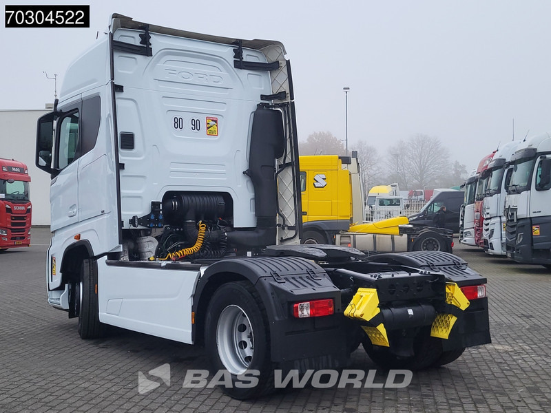 Ford F-Max 500 4X2 Retarder Standklima 2xTanks ACC LED Euro 6 - Tracteur routier: photos 2 Ford F-Max 500 4X2 Retarder Standklima 2xTanks ACC LED Euro 6 - Tracteur routier: photos 2