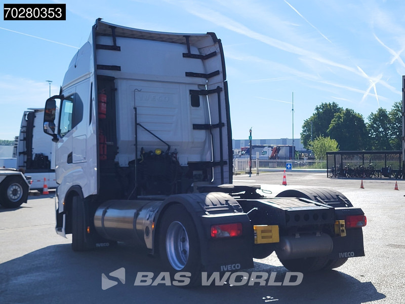 Iveco S-Way 460 4X2 LNG Retarder 2x Tanks LED Navi - Tracteur routier: photos 2 Iveco S-Way 460 4X2 LNG Retarder 2x Tanks LED Navi - Tracteur routier: photos 2