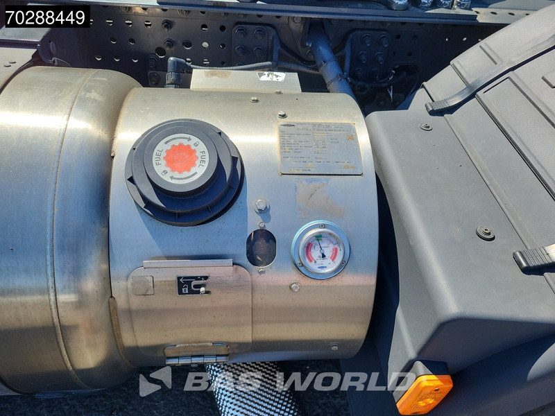 Tracteur routier Iveco S-Way 460 4X2 LNG! Retarder Mega 2xTanks Navi ACC LED Euro 6: photos 14