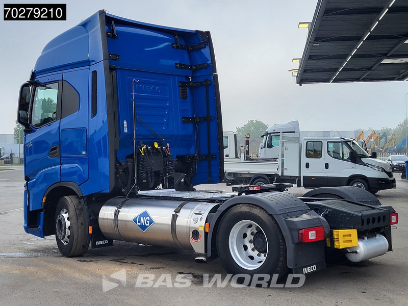 Iveco S-Way 460 4X2 Retarder 2x LNG Tanks Alcoa - Tracteur routier: photos 2 Iveco S-Way 460 4X2 Retarder 2x LNG Tanks Alcoa - Tracteur routier: photos 2