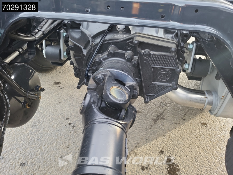 Tracteur routier neuf MAN TGS 33.400 6X4 NEW! Full-Steel Big-Axle Drumbrakes LED Euro 2: photos 8 Tracteur routier neuf MAN TGS 33.400 6X4 NEW! Full-Steel Big-Axle Drumbrakes LED Euro 2: photos 8