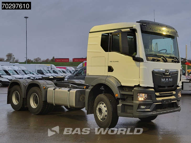MAN TGS 33.440 6X4 NEW! TN Manual Full-Steel Big-Axle Drumbrakes Euro 2 - Tracteur routier: photos 3 MAN TGS 33.440 6X4 NEW! TN Manual Full-Steel Big-Axle Drumbrakes Euro 2 - Tracteur routier: photos 3