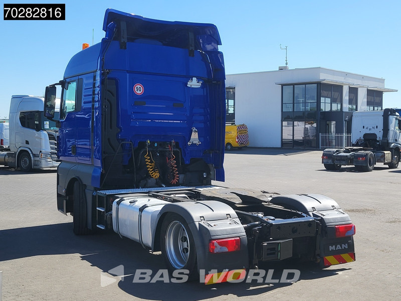 MAN TGX 18.460 4X2 XLX Mega Retarder 2x Tanks Standklima - Tracteur routier: photos 2 MAN TGX 18.460 4X2 XLX Mega Retarder 2x Tanks Standklima - Tracteur routier: photos 2