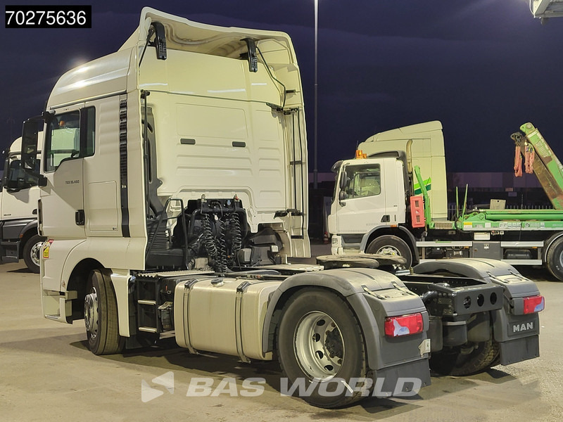 MAN TGX 18.460 4X2 XLX Retarder 2x Tanks Navi - Tracteur routier: photos 2 MAN TGX 18.460 4X2 XLX Retarder 2x Tanks Navi - Tracteur routier: photos 2