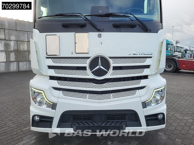 Tracteur routier Mercedes-Benz Actros 1842 4X2 StreamSpace Mega Retarder MirrorCam 2xTanks Navi ACC Euro 6: photos 16 Tracteur routier Mercedes-Benz Actros 1842 4X2 StreamSpace Mega Retarder MirrorCam 2xTanks Navi ACC Euro 6: photos 16