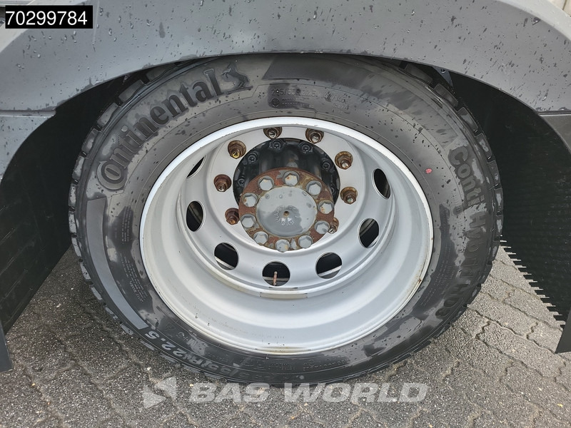 Tracteur routier Mercedes-Benz Actros 1842 4X2 StreamSpace Mega Retarder MirrorCam 2xTanks Navi ACC Euro 6: photos 11 Tracteur routier Mercedes-Benz Actros 1842 4X2 StreamSpace Mega Retarder MirrorCam 2xTanks Navi ACC Euro 6: photos 11