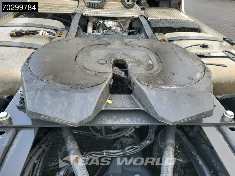 Tracteur routier Mercedes-Benz Actros 1842 4X2 StreamSpace Mega Retarder MirrorCam 2xTanks Navi ACC Euro 6: photos 6 Tracteur routier Mercedes-Benz Actros 1842 4X2 StreamSpace Mega Retarder MirrorCam 2xTanks Navi ACC Euro 6: photos 6