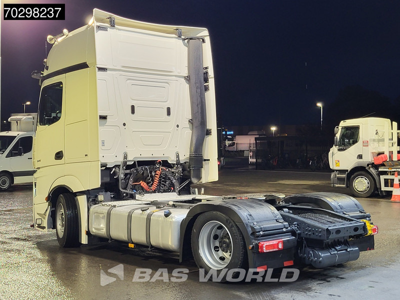 Mercedes-Benz Actros 1845 4X2 Retarder Mega 2xTanks Standklima Xenon Navi ACC Euro 6 - Tracteur routier: photos 2 Mercedes-Benz Actros 1845 4X2 Retarder Mega 2xTanks Standklima Xenon Navi ACC Euro 6 - Tracteur routier: photos 2