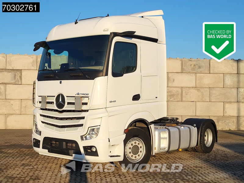 Mercedes-Benz Actros 1845 4X2 StreamSpace 2xTanks MirrorCam Standklima - Tracteur routier: photos 1 Mercedes-Benz Actros 1845 4X2 StreamSpace 2xTanks MirrorCam Standklima - Tracteur routier: photos 1