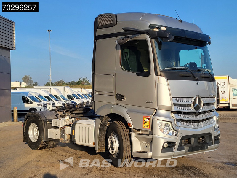 Mercedes-Benz Actros 1846 Actros 4X2 StreamSpace Compressor MirrorCam Navi Euro 6 - Tracteur routier: photos 3 Mercedes-Benz Actros 1846 Actros 4X2 StreamSpace Compressor MirrorCam Navi Euro 6 - Tracteur routier: photos 3
