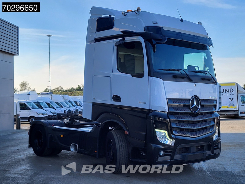 Mercedes-Benz Actros 1848 4X2 BigSpace Retarder Standklima MirrorCam ACC Xenon Euro 6 - Tracteur routier: photos 3 Mercedes-Benz Actros 1848 4X2 BigSpace Retarder Standklima MirrorCam ACC Xenon Euro 6 - Tracteur routier: photos 3