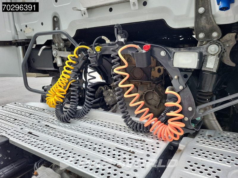 Tracteur routier Mercedes-Benz Actros 1942 4X2 GigaSpace NL-Truck Standairco Navi Euro 6: photos 15 Tracteur routier Mercedes-Benz Actros 1942 4X2 GigaSpace NL-Truck Standairco Navi Euro 6: photos 15