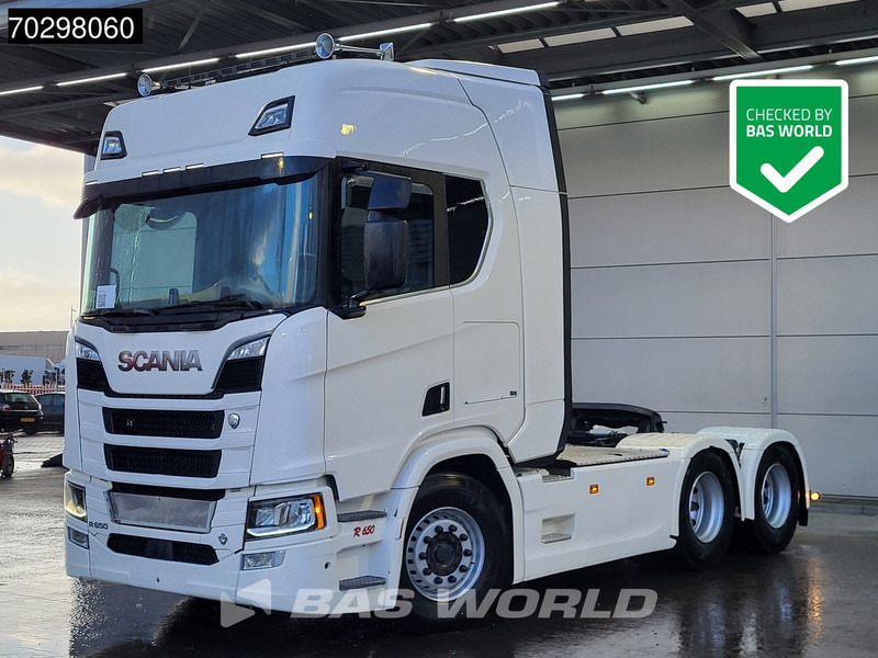 Scania R650 R 6X4 Full-Air! Retarder ACC Hydraulik Leder Navi Euro 6 - Tracteur routier: photos 1 Scania R650 R 6X4 Full-Air! Retarder ACC Hydraulik Leder Navi Euro 6 - Tracteur routier: photos 1