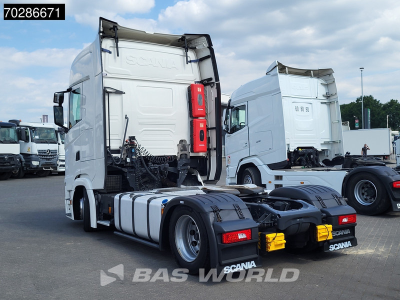 Scania S410 4X2 Mega Retarder 2xTanks ACC Standklima Navi Euro 6 - Tracteur routier: photos 2 Scania S410 4X2 Mega Retarder 2xTanks ACC Standklima Navi Euro 6 - Tracteur routier: photos 2