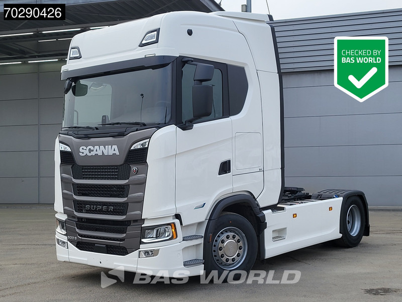 Scania S500 4X2 NEW! Full-Air Retarder Leder 2x Tanks ACC Standklima - Tracteur routier: photos 1 Scania S500 4X2 NEW! Full-Air Retarder Leder 2x Tanks ACC Standklima - Tracteur routier: photos 1