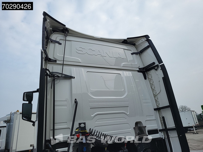 Scania S500 4X2 NEW! Full-Air Retarder Leder 2x Tanks ACC Standklima - Tracteur routier: photos 3 Scania S500 4X2 NEW! Full-Air Retarder Leder 2x Tanks ACC Standklima - Tracteur routier: photos 3