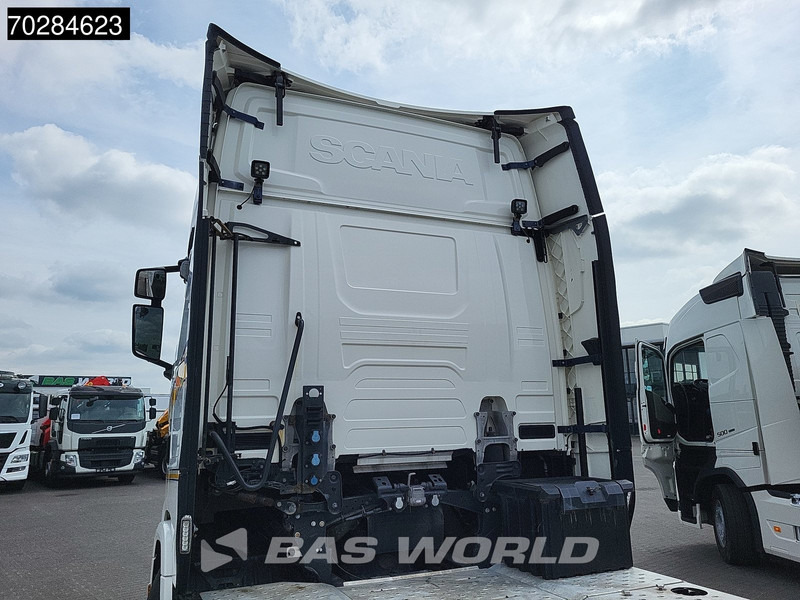 Scania S650 S 6X2 Retarder Liftachse Full-Air Leather Alcoa's - Tracteur routier: photos 3 Scania S650 S 6X2 Retarder Liftachse Full-Air Leather Alcoa's - Tracteur routier: photos 3