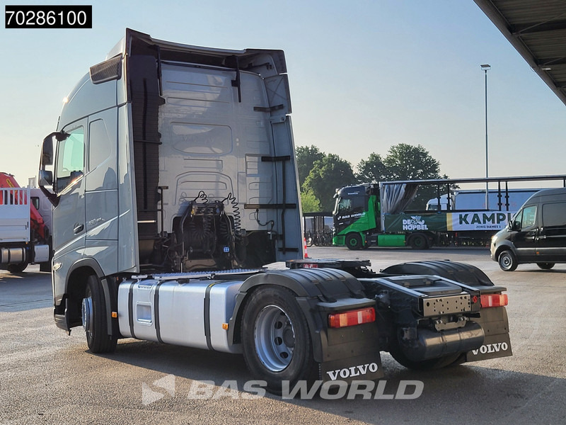 Volvo FH 460 FH 4X2 VEB+ LED 2xTanks ACC Euro 6 - Tracteur routier: photos 2 Volvo FH 460 FH 4X2 VEB+ LED 2xTanks ACC Euro 6 - Tracteur routier: photos 2