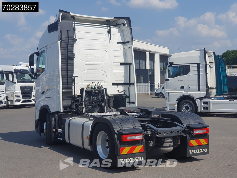 Volvo FH 500 4X2 2xTanks ACC I-Park Cool Navi Euro 6 - Tracteur routier: photos 2 Volvo FH 500 4X2 2xTanks ACC I-Park Cool Navi Euro 6 - Tracteur routier: photos 2