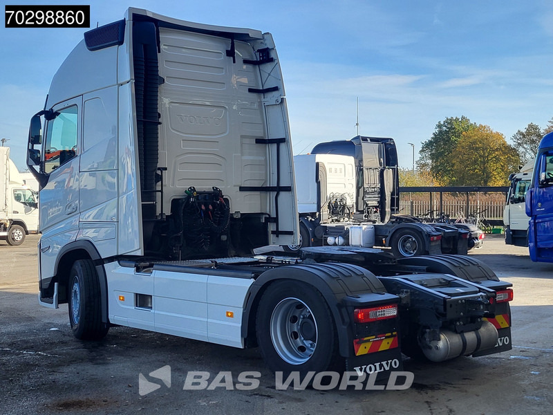 Volvo FH 500 4X2 XL Retarder VEB+ TC I-ParkCool 2x Tanks - Tracteur routier: photos 2 Volvo FH 500 4X2 XL Retarder VEB+ TC I-ParkCool 2x Tanks - Tracteur routier: photos 2