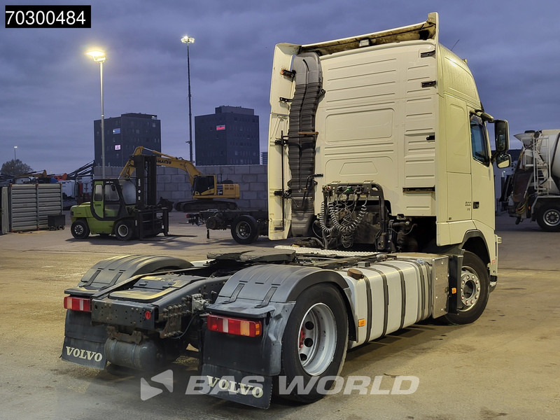 Volvo FH 500 FH 4X2 XL Manual 2xTanks - Tracteur routier: photos 5 Volvo FH 500 FH 4X2 XL Manual 2xTanks - Tracteur routier: photos 5