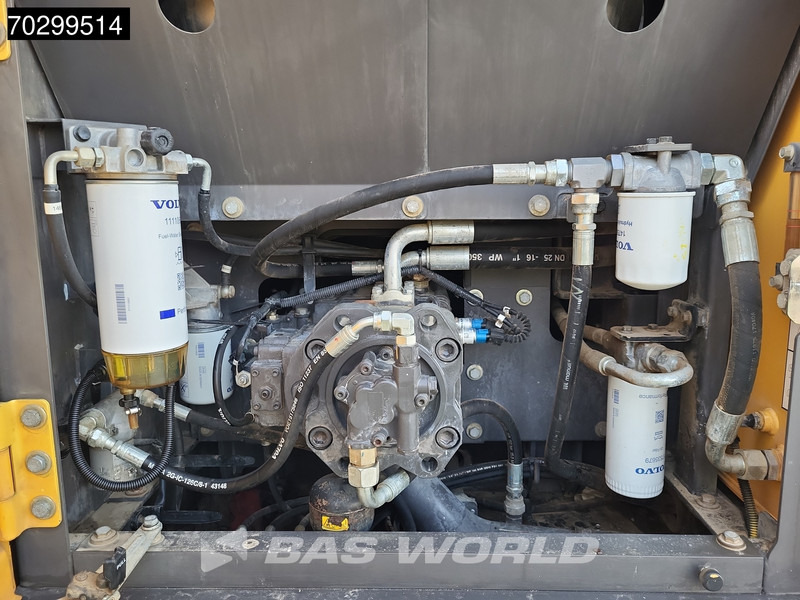 Pelle sur chenille Volvo EC220 E L: photos 20