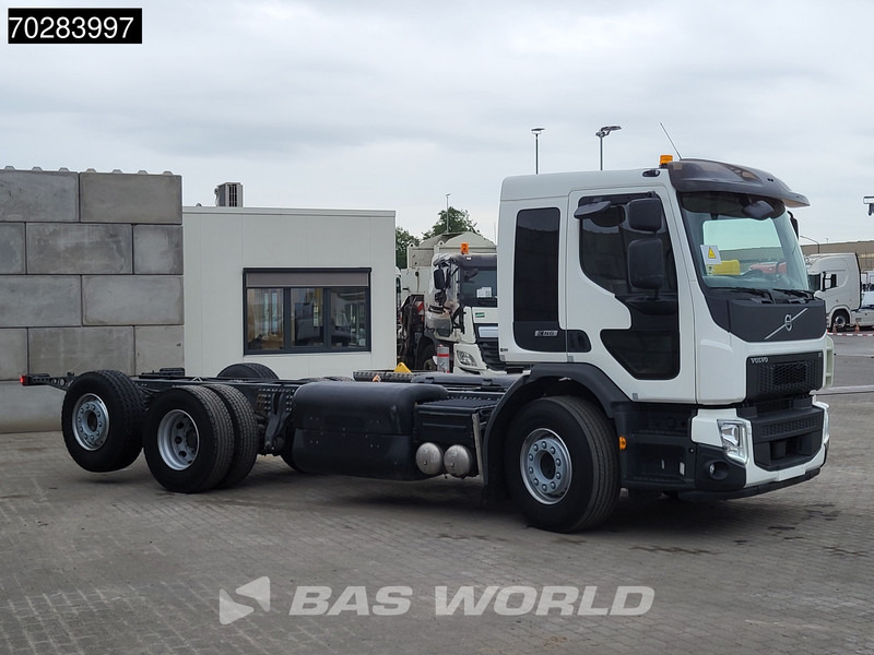 Volvo FE 320 FE 6X2 CNG Full Air suspension Lift+steering Axle Retarder Euro 6 - Châssis cabine: photos 5 Volvo FE 320 FE 6X2 CNG Full Air suspension Lift+steering Axle Retarder Euro 6 - Châssis cabine: photos 5