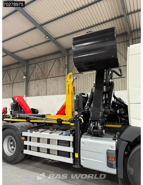 Camion ampliroll, Camion grue neuf Volvo FM 460 8X4 NEW! Palfinger Q200Z95TR HPLS Crane + HT 24 TEC Hooklift ACC LED: photos 11 Camion ampliroll, Camion grue neuf Volvo FM 460 8X4 NEW! Palfinger Q200Z95TR HPLS Crane + HT 24 TEC Hooklift ACC LED: photos 11