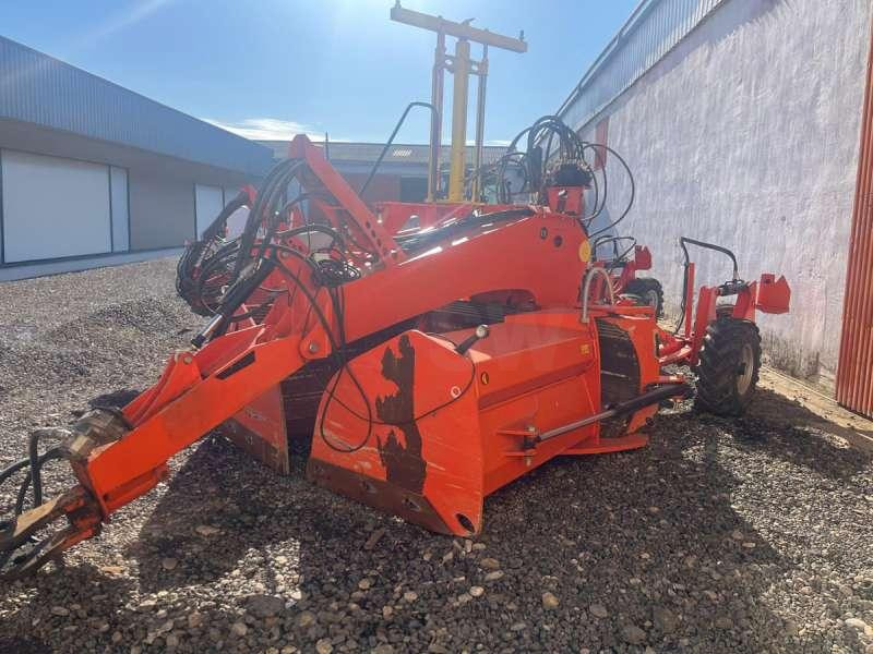 Agrotécnica V5000CCM-DC - Niveleuse: photos 3 Agrotécnica V5000CCM-DC - Niveleuse: photos 3