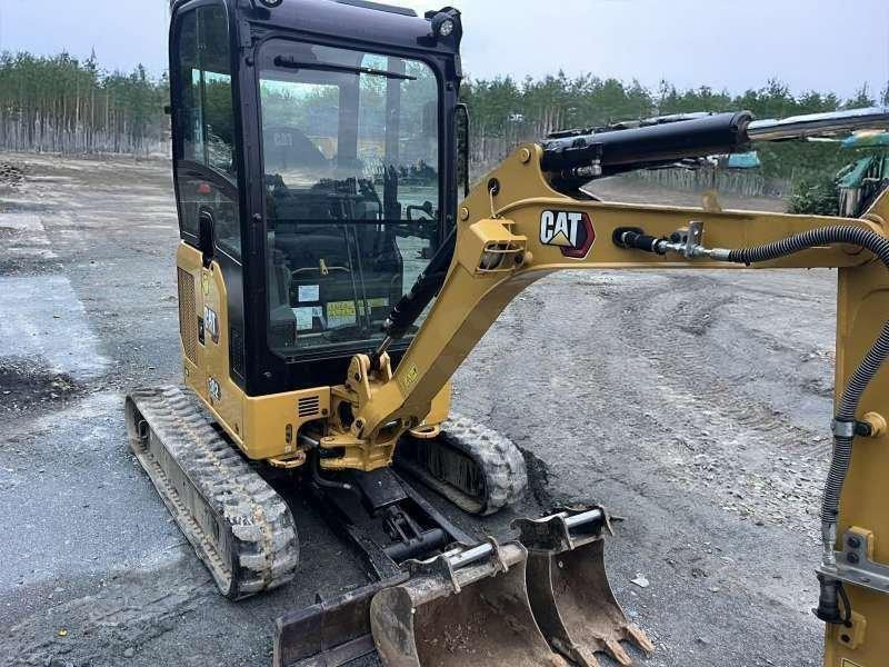Caterpillar 302 - Mini pelle: photos 3 Caterpillar 302 - Mini pelle: photos 3