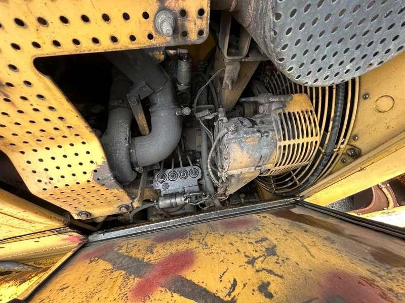 Bulldozer Caterpillar D4H LGP: photos 21