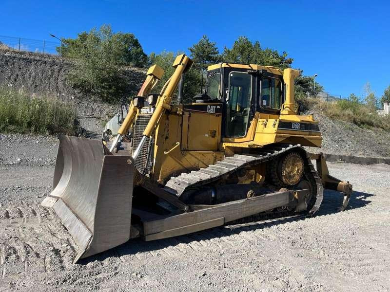 Caterpillar D6RXL - Bulldozer: photos 2 Caterpillar D6RXL - Bulldozer: photos 2