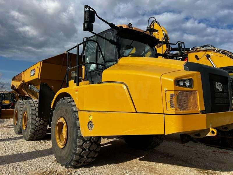 Caterpillar Dumper Articulé / Rigide 740GC - Tombereau articulé: photos 1 Caterpillar Dumper Articulé / Rigide 740GC - Tombereau articulé: photos 1