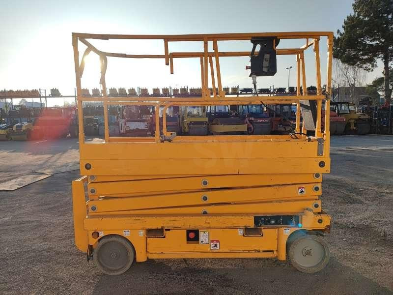 Haulotte CISEAUX COMPACT 10N - Nacelle à mât vertical: photos 5 Haulotte CISEAUX COMPACT 10N - Nacelle à mât vertical: photos 5