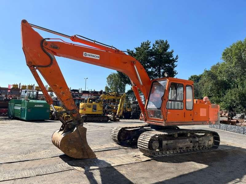 Hitachi UH073 - Pelle sur chenille: photos 3 Hitachi UH073 - Pelle sur chenille: photos 3