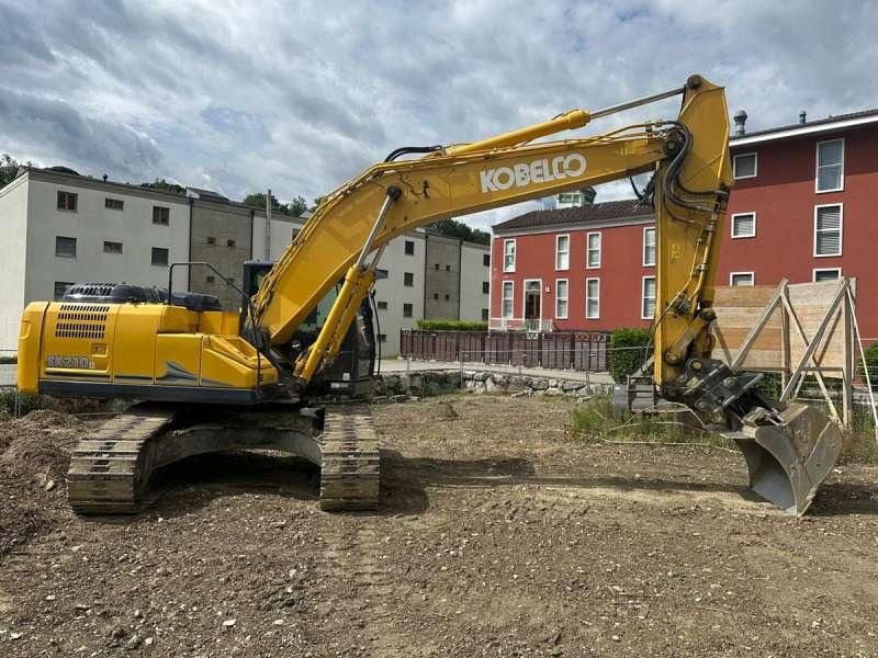 Kobelco SK210LC-11 - Pelle sur chenille: photos 2 Kobelco SK210LC-11 - Pelle sur chenille: photos 2