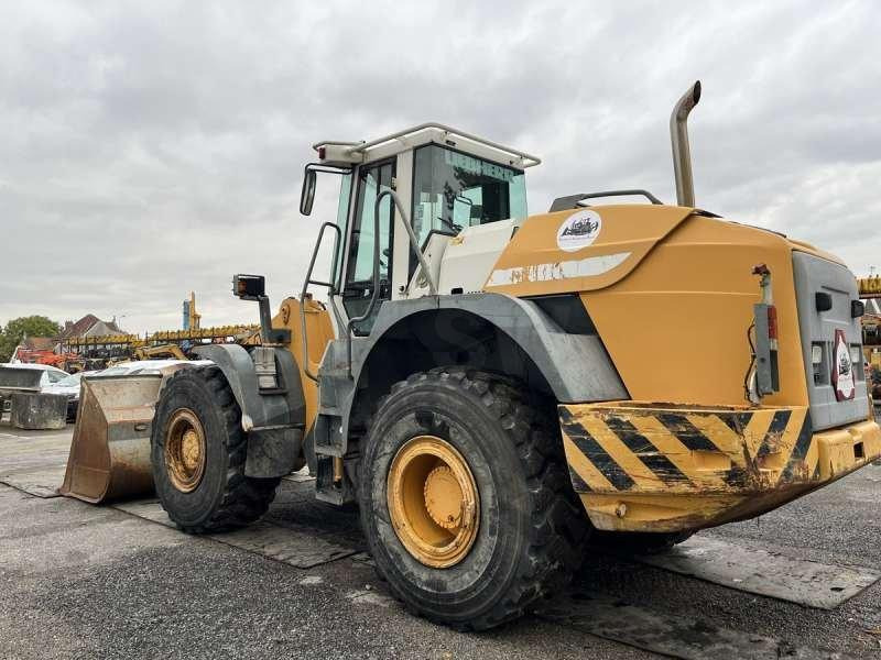 Liebherr L554 - Chargeuse sur pneus: photos 5 Liebherr L554 - Chargeuse sur pneus: photos 5