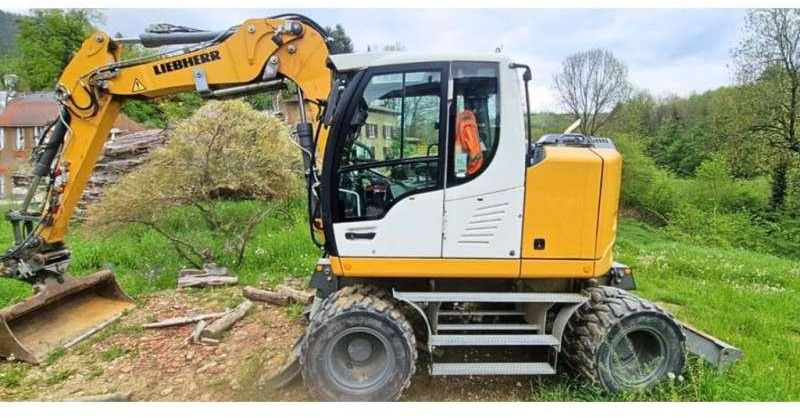 Liebherr Pelle sur Pneus A912 COMPACT - Pelle sur pneus: photos 3 Liebherr Pelle sur Pneus A912 COMPACT - Pelle sur pneus: photos 3