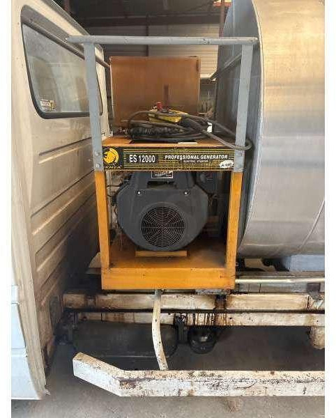 Mercedes Bouille 410 A EMULSION + TREMI GRAVILLON - Répandeuse: photos 4 Mercedes Bouille 410 A EMULSION + TREMI GRAVILLON - Répandeuse: photos 4