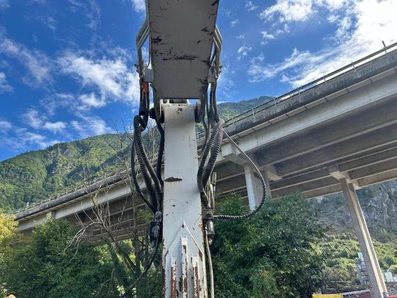 Pelle sur chenille Takeuchi TB1140: photos 33 Pelle sur chenille Takeuchi TB1140: photos 33