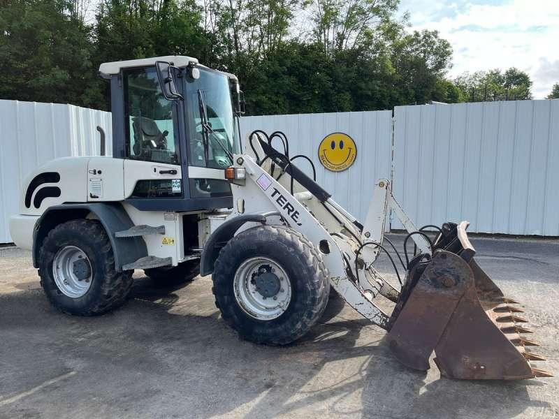 Terex TL100 - Valet de ferme: photos 1 Terex TL100 - Valet de ferme: photos 1