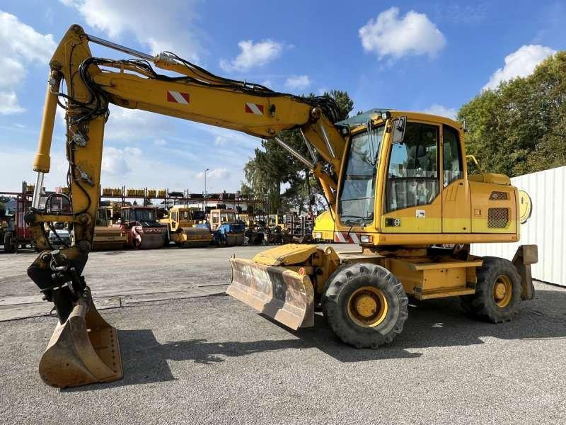 Volvo EW140D - Pelle sur pneus: photos 3 Volvo EW140D - Pelle sur pneus: photos 3