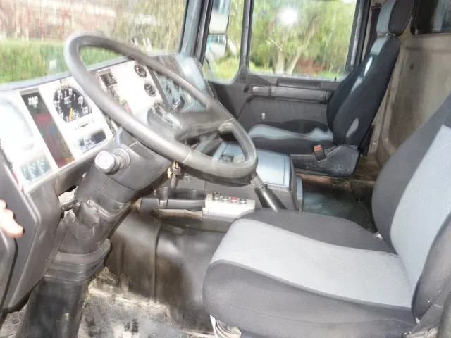 MAN 32-364 CHASSIS 8X4 STEELSPRINGS - Châssis cabine: photos 5 MAN 32-364 CHASSIS 8X4 STEELSPRINGS - Châssis cabine: photos 5